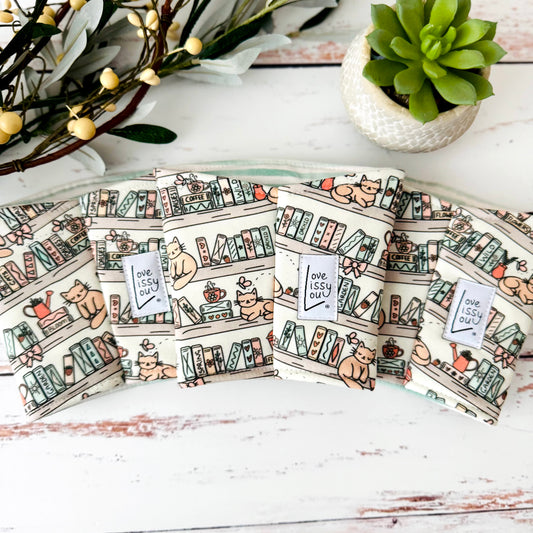 Cat Bookshelf - Coffee Cozy